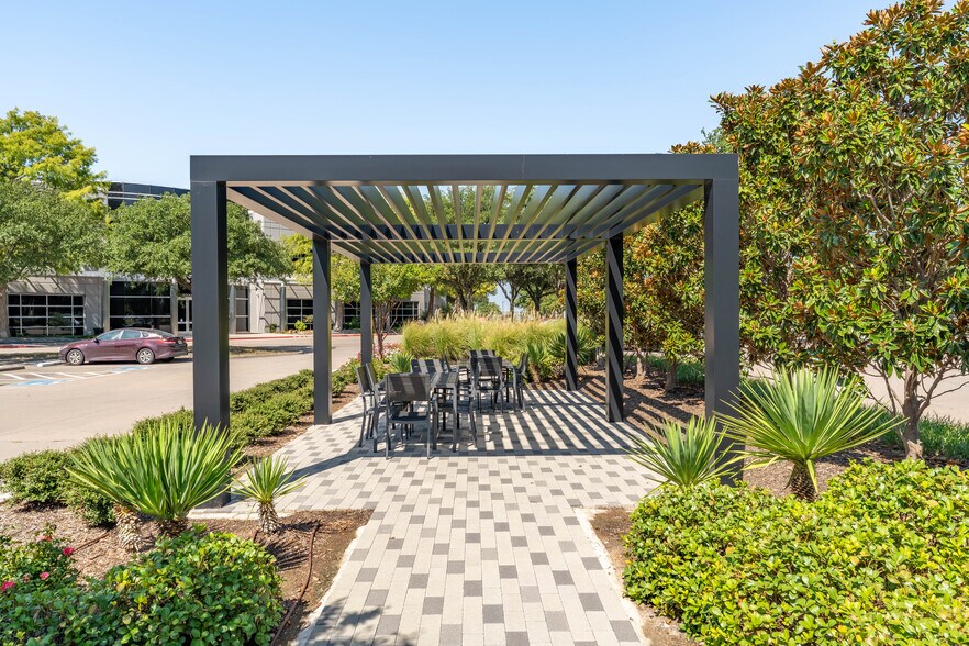 More Photos Of 6100 Tennyson Pky, Plano Unknown For Lease