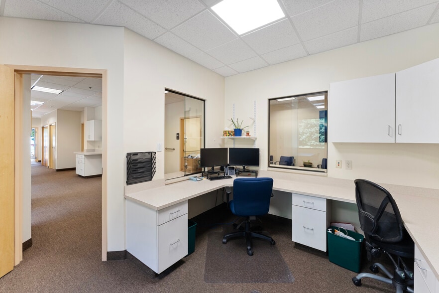 More Photos Of 265 Benton Dr, East Longmeadow Medical For Sale