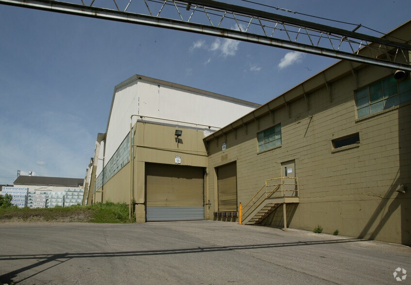 More Photos Of 2500 W County Road B, Roseville Manufacturing For Lease