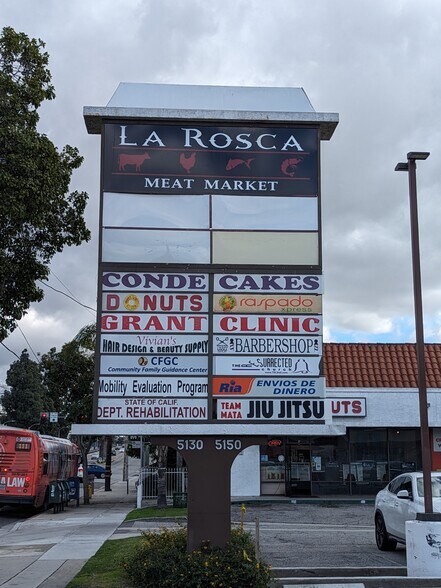 More Photos Of 5140 E Florence Ave, Bell Freestanding For Lease