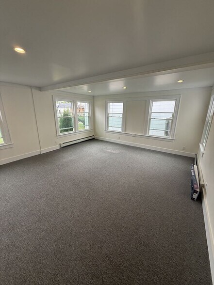 More Photos Of 128 N Ocean Ave, Patchogue Medical For Lease