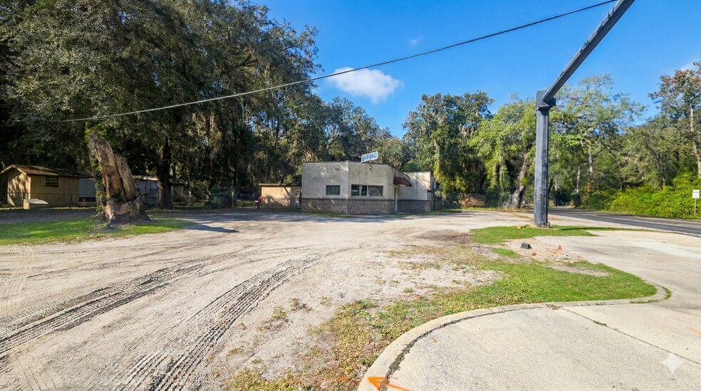 More Photos Of 4881 State Road 13 N, Saint Johns Bar For Sale