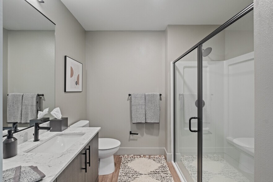More Photos Of 104 12th Ave, Seattle Apartments For Lease