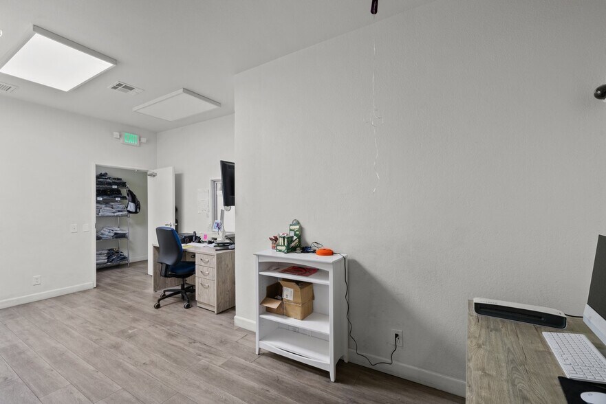 More Photos Of 1017 E Ocean Ave, Lompoc Medical For Sale