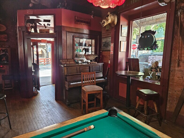 More Photos Of 101 Commercial St, Downieville Bar For Sale