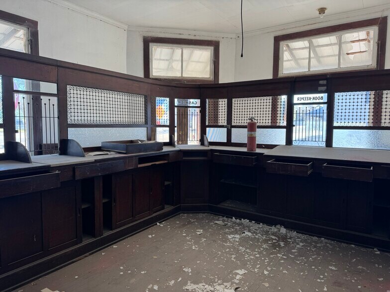 More Photos Of 140 Montgomery St, Toomsboro General Retail For Sale