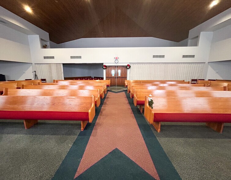 More Photos Of 6081 Ross Rd, Fairfield Specialty For Sale