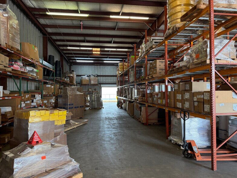 More Photos Of 229 SW 54th Ct, Ocala Distribution For Lease