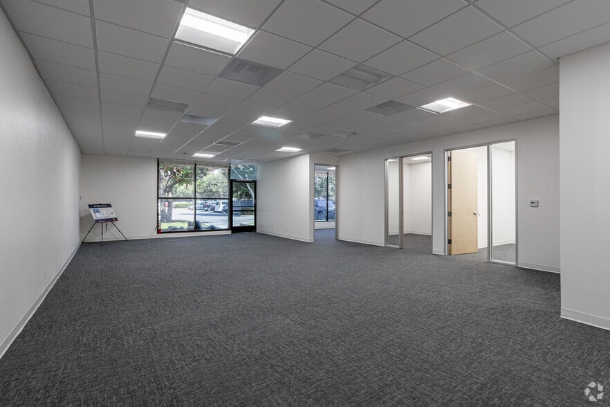 More Photos Of 2930 Inland Empire Blvd, Ontario Unknown For Lease