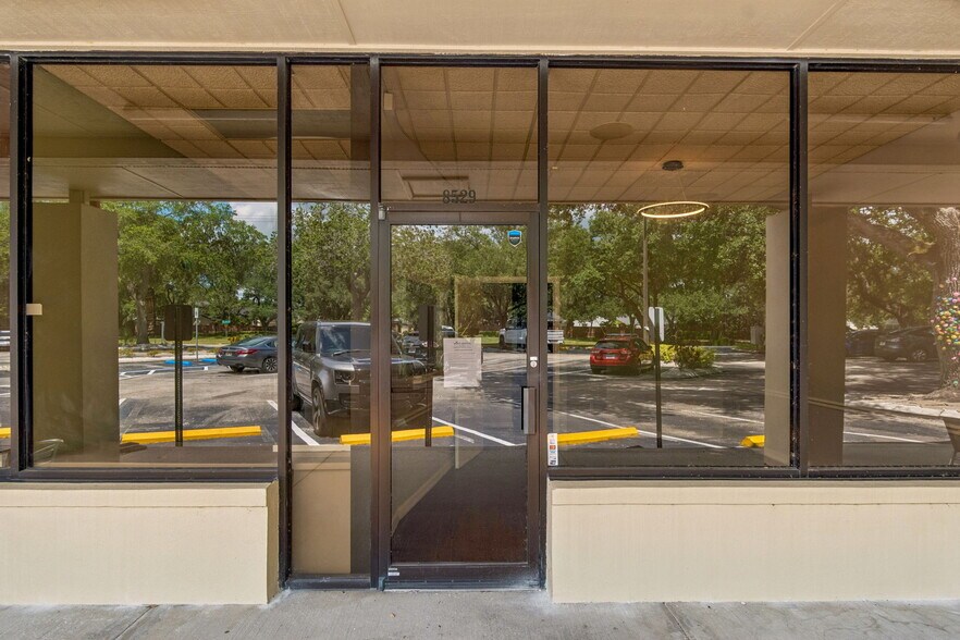More Photos Of 8525-8549 Gunn Hwy, Odessa Unknown For Lease