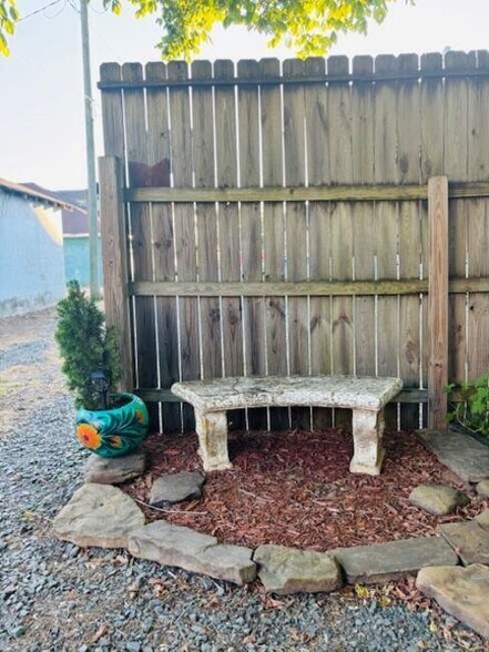 More Photos Of 240 Boykin Ct, Clinton Office For Sale