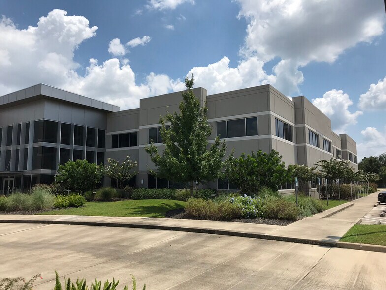 Primary Photo Of 7310 Eldridge Pkwy, Houston Office For Lease