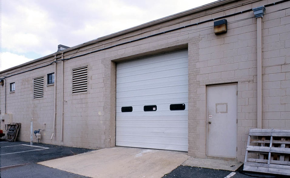 More Photos Of 2822-2830 Fallfax Dr, Falls Church Storefront Retail Office For Lease