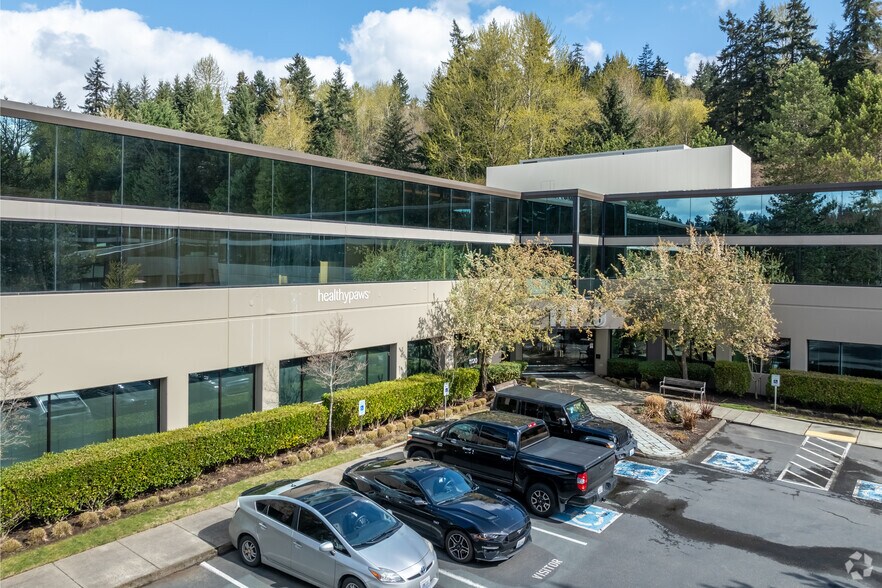 More Photos Of 11120 NE 33rd Pl, Bellevue Office For Lease