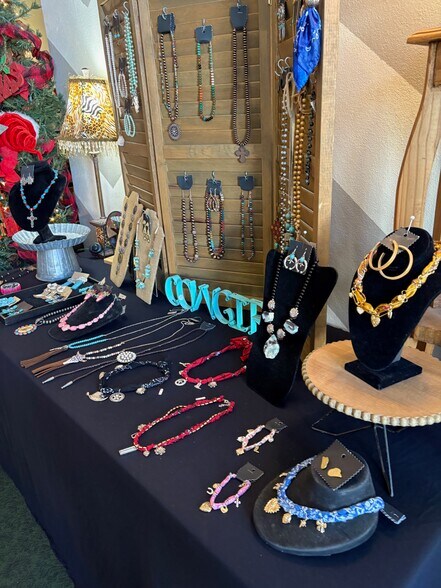 More Photos Of 145 E Main St, Sedan General Retail For Sale