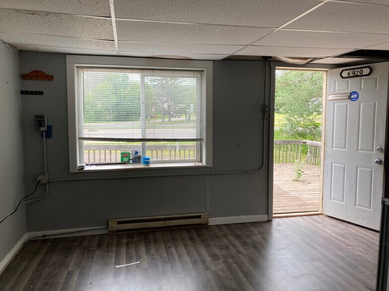 More Photos Of 6920 Grand Ave, Duluth Auto Repair For Sale