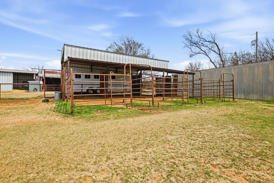 More Photos Of 309 Sanders Rd, Denton Land For Sale