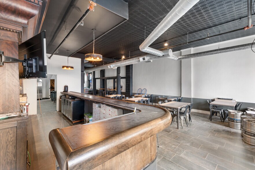 More Photos Of 333-339 Main St, Mead Storefront For Sale