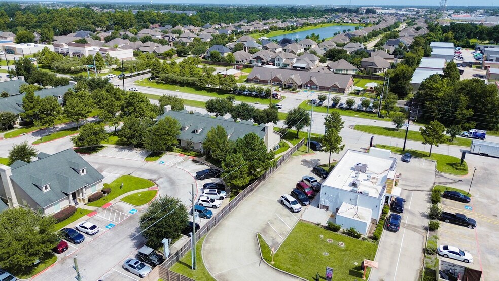 More Photos Of 11601 Spring Cypress Rd, Tomball Medical For Lease