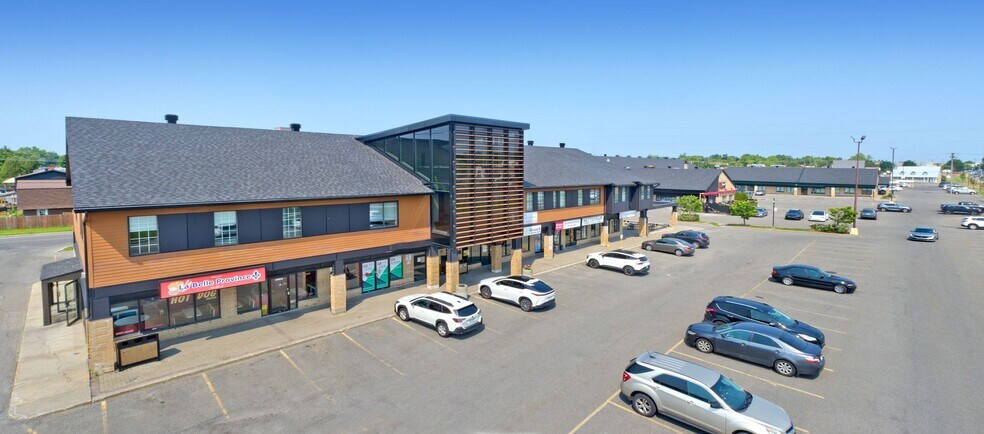 Primary Photo Of 3572-3664 Saint-Charles Boul, Kirkland Storefront Retail Office For Lease