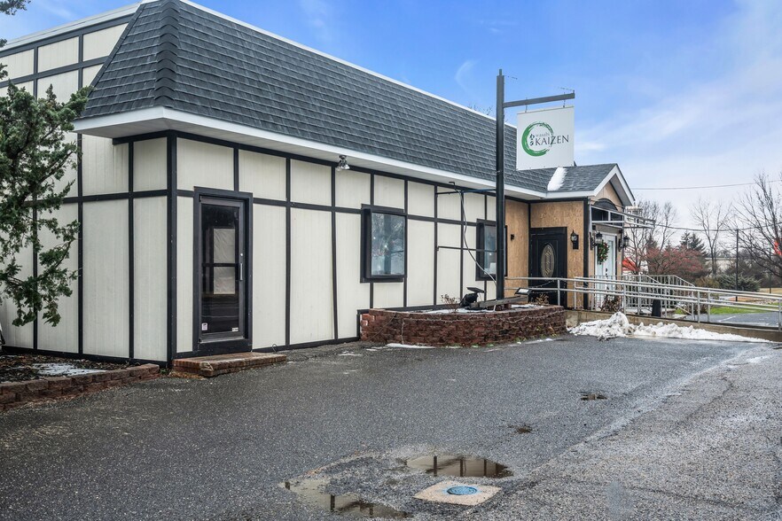 More Photos Of 392 Rt-34, Matawan Restaurant For Sale