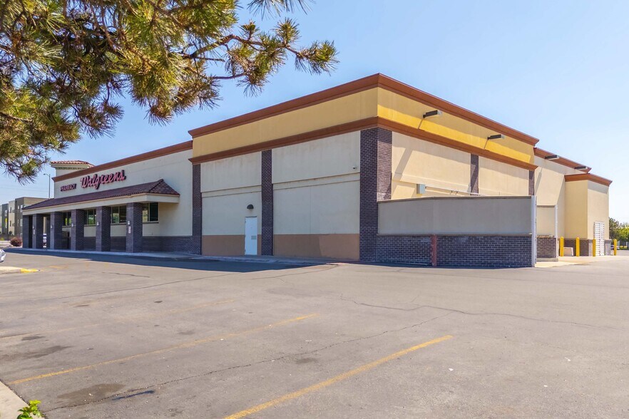 More Photos Of 2299 Oddie Blvd, Sparks Drugstore For Sale