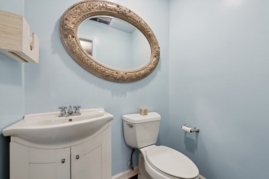 More Photos Of 504 Merrick Rd, Lynbrook Apartments For Sale