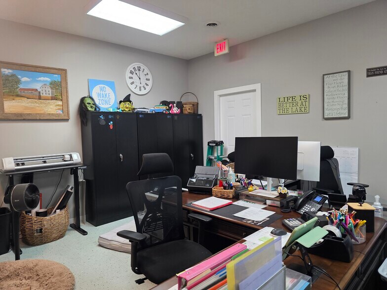More Photos Of 14059 Falls of Rough Rd, Falls Of Rough Marina For Sale