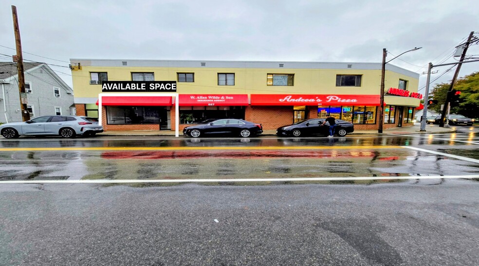 Primary Photo Of 881-889 Main St, Winchester Storefront Retail Office For Lease