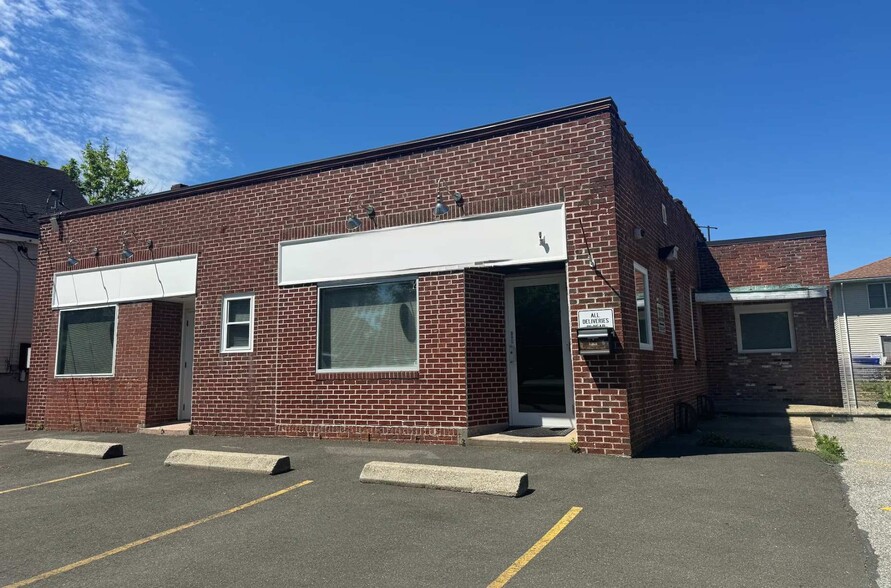 Primary Photo Of 2 Weston St, Wilbraham General Retail For Sale