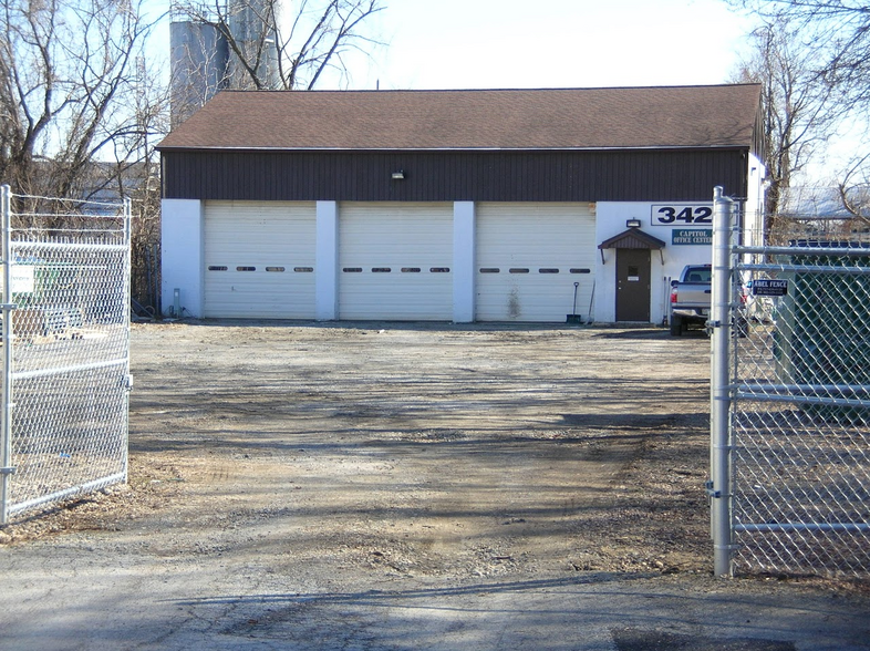 Primary Photo Of 3424 Old Capitol Trl, Wilmington Office Residential For Lease