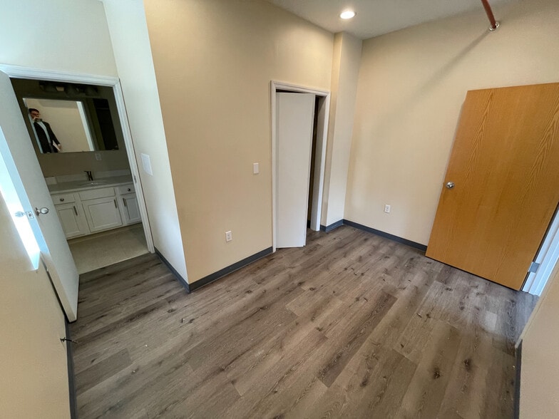 More Photos Of 2145 Centre Ave, Pittsburgh Apartments For Sale