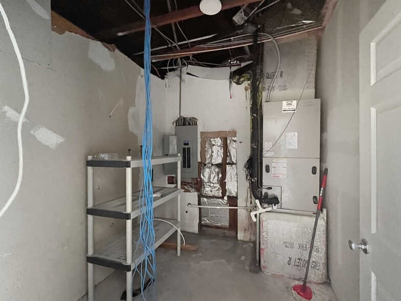 More Photos Of 5820 HWY 542 W, Winter Haven Warehouse For Lease