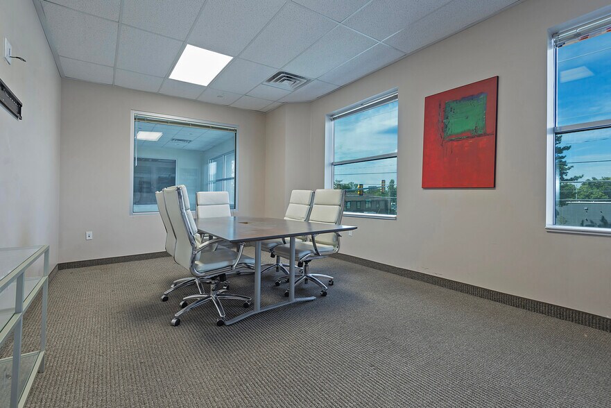 More Photos Of 512 E 4500 S, Salt Lake City Office For Sale