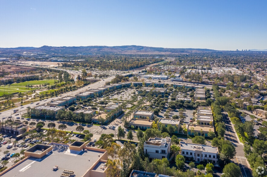 More Photos Of 1220 Roosevelt Ave, Irvine Loft Creative Space For Lease