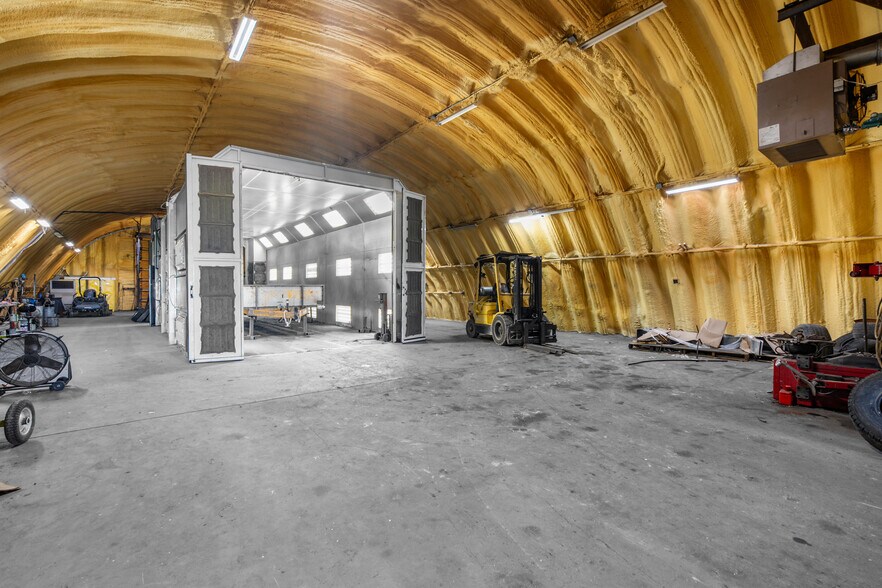 More Photos Of 2946 State Highway V, Matthews Warehouse For Sale