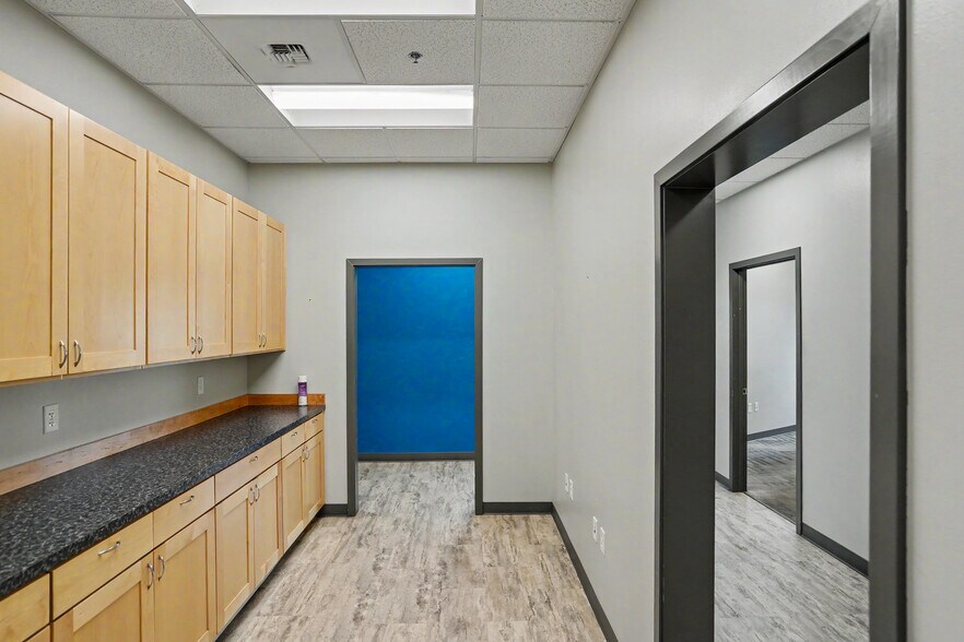 More Photos Of 2729 Pacific Blvd SW, Albany Warehouse For Lease