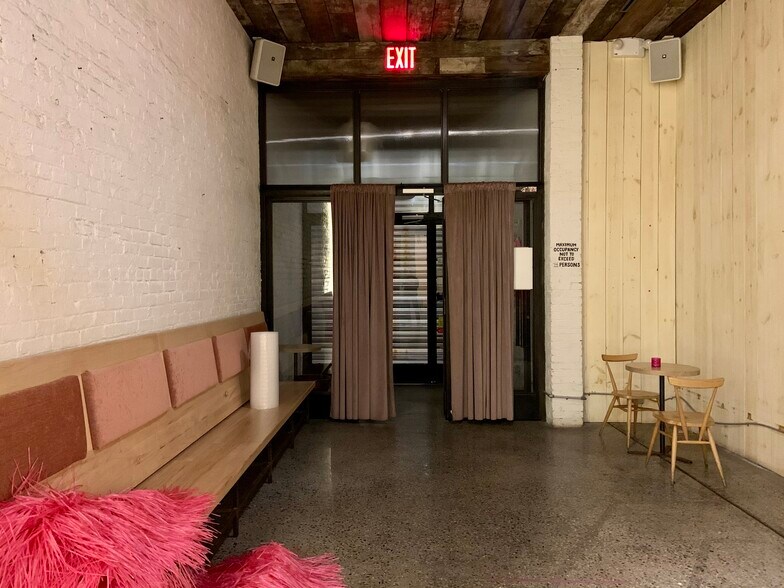More Photos Of 15-19 Wyckoff Ave, Brooklyn Warehouse For Lease