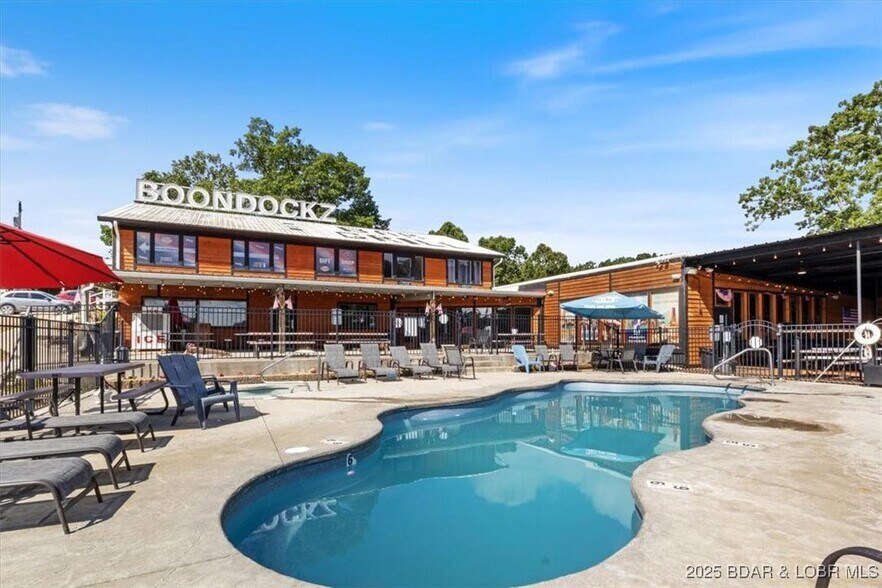 More Photos Of 267 Runaway Dr, Climax Springs Hotel For Sale