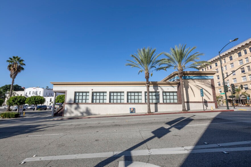 More Photos Of 132 E Colorado Blvd, Pasadena Storefront Retail Office For Lease