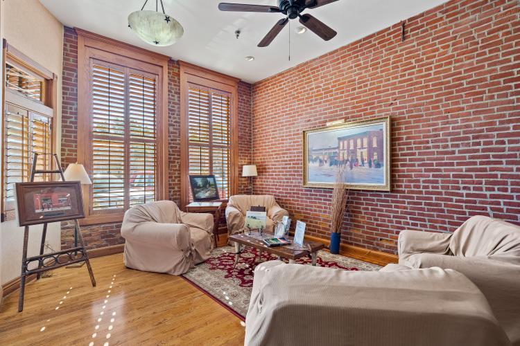 More Photos Of 215 Broadway St, Cottonwood Falls Hotel For Sale