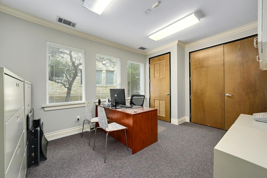 More Photos Of 4601 Spicewood Springs Rd, Austin Office For Sale