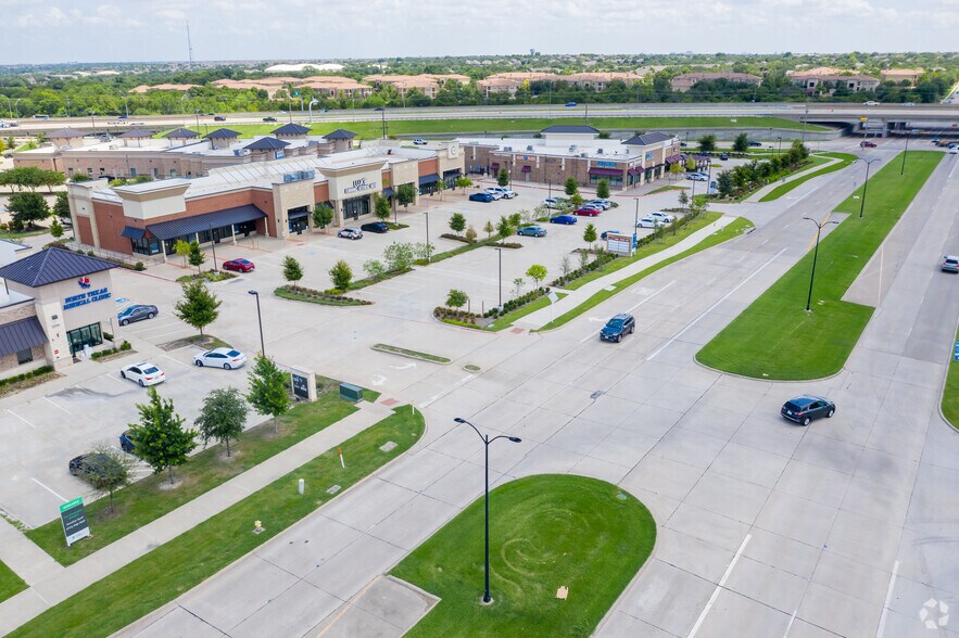 More Photos Of 5266 Independence Pky, Frisco Storefront For Sale