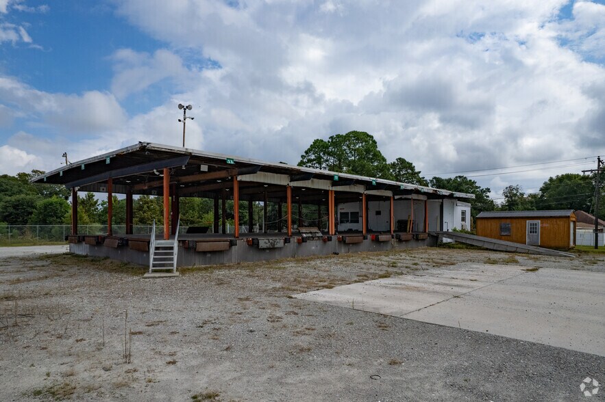 More Photos Of 3501 Edwin Ave, Savannah Truck Terminal For Lease