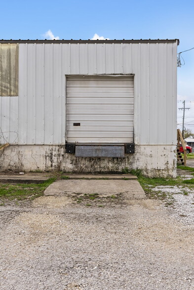 More Photos Of 721 N 2nd St, Rogers General Retail For Lease