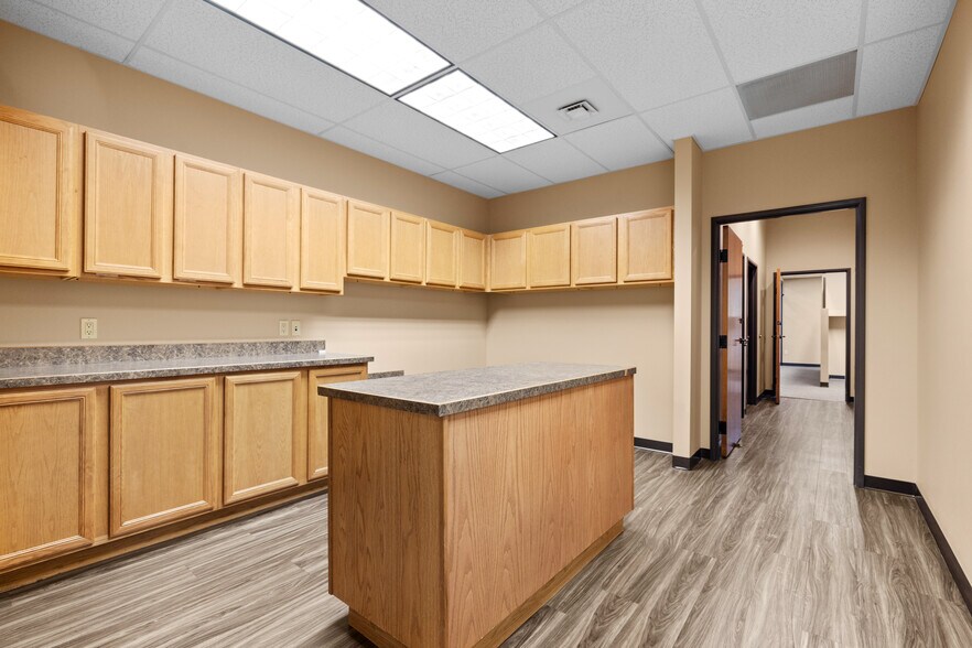 More Photos Of 102 Cooperative Way, Kalispell Office For Sale