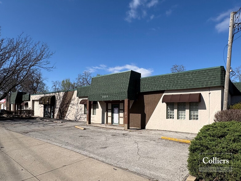 More Photos Of 3215-3223 Woodson Rd, Saint Louis Industrial For Lease