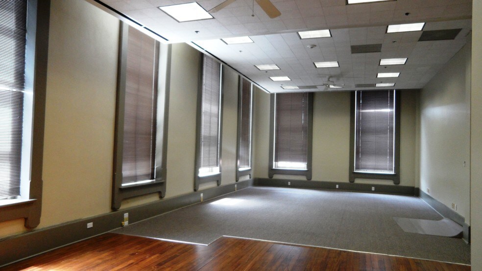 More Photos Of 306 22nd St, Galveston Office For Lease
