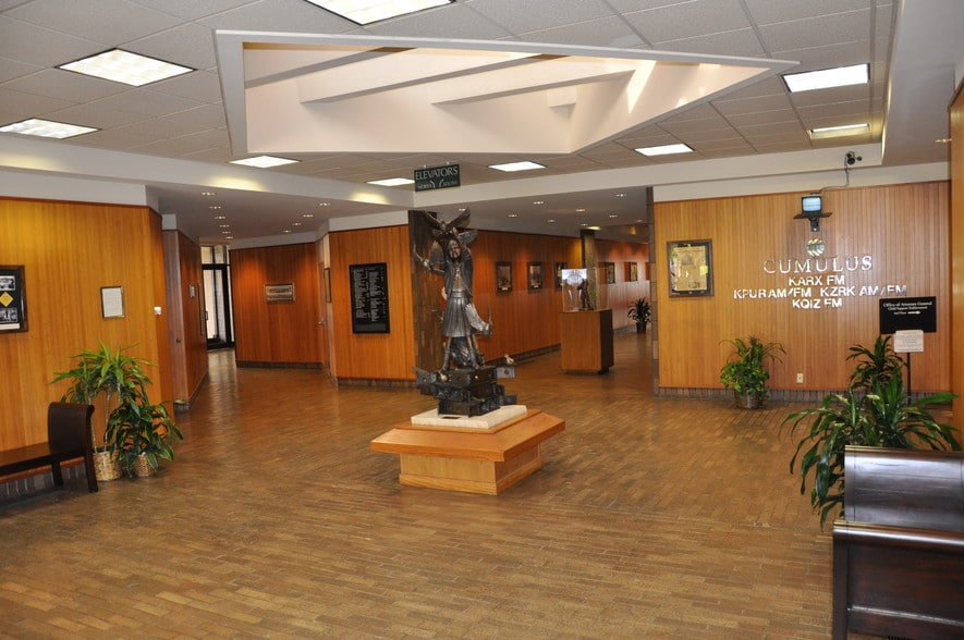 More Photos Of 301 S Polk St, Amarillo Office For Lease