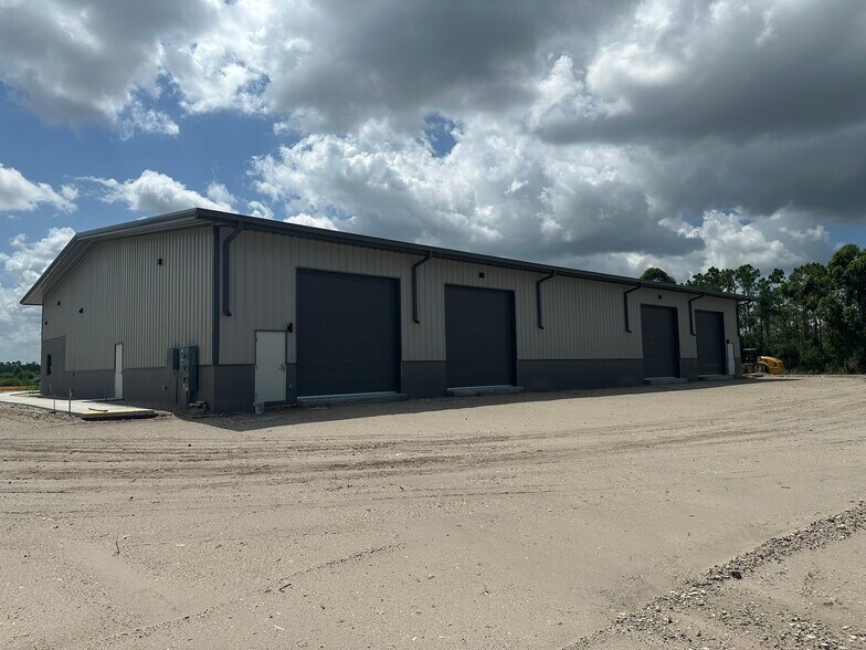 More Photos Of 28315 Woodlawn, Punta Gorda Industrial For Lease
